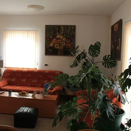Aparthotel Buratovic