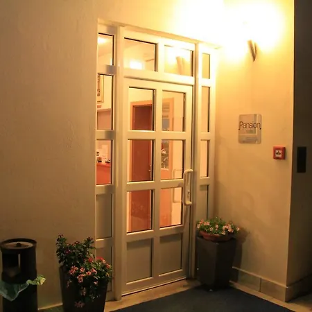 Buratovic Aparthotel